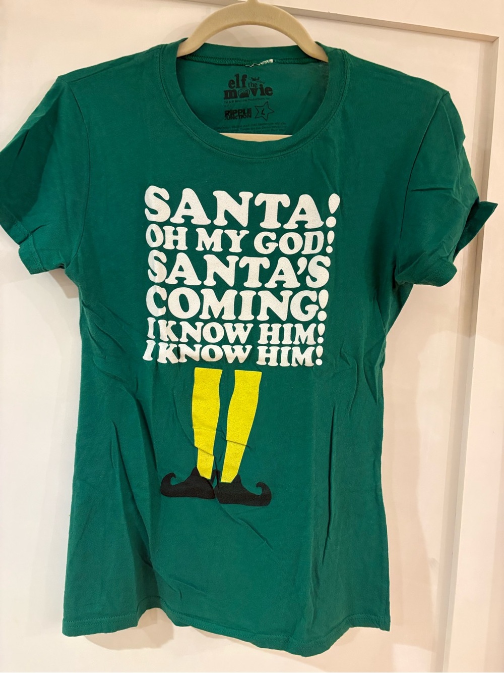 “Elf” movie Graphic Tee - size womens large